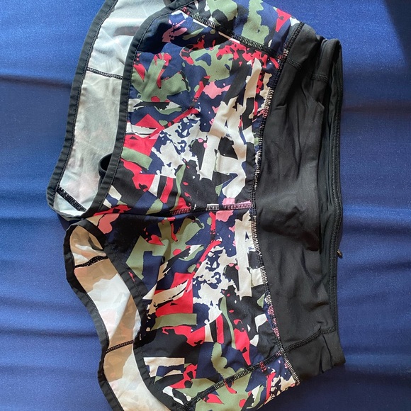 Lulu lemon shorts (size 6) - Picture 1 of 4